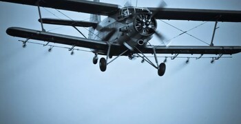 В Казахстане совершил экстренную посадку самолет Ан-2