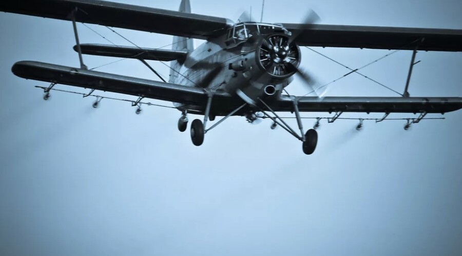 В Казахстане совершил экстренную посадку самолет Ан-2