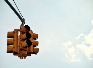 Два новых светофора появятся на улице Железнодорожной в Южно-Сахалинске