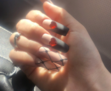 mi.nails.sakh