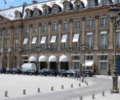 Пропавшее в отеле в Париже кольцо за 750 тысяч евро обнаружили в пылесосе