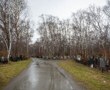 В преддверии Дня Победы в Южно-Сахалинске привели в порядок могилы ветеранов