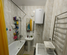 Продаётся 3-комн. квартира, 63.7 м²