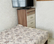 Продаётся 3-комн. квартира, 47.6 м²