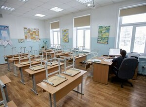 В Южно-Сахалинске родители могут забрать детей со второй смены пораньше из-за метели