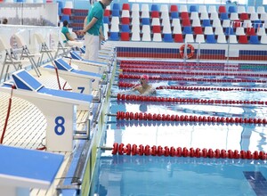 Региональный чемпионат по плаванию стартовал в Южно-Сахалинске